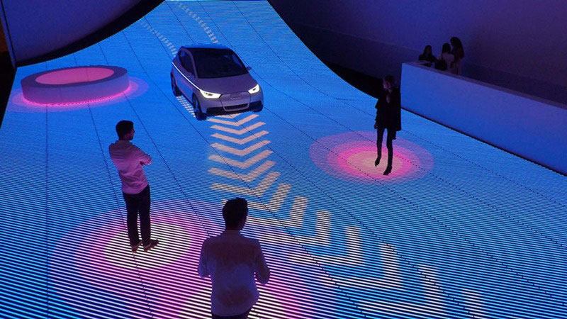 Interactive-LED-floor-exhibition