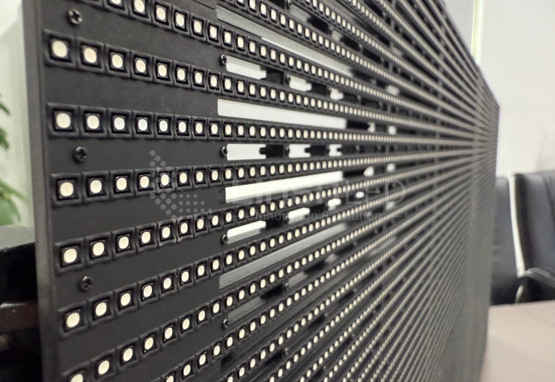 OR Series Close-Up View