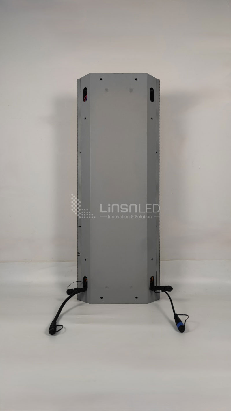 EV960 Curved LED Display