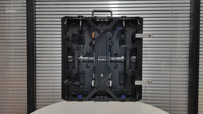 MY500 Double-Beveled Cabinet with 180 Degree Lock Block