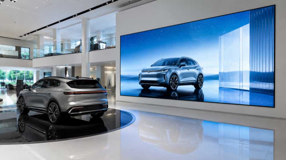 Led Screen Retail Store External Entrance Retail LED Display for Stores & Shop Windows & Indoor Use - LEDINCLOUD