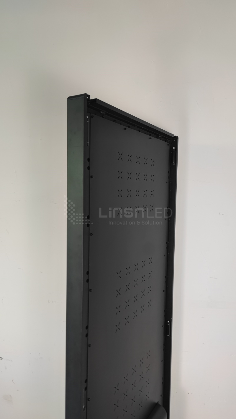 lc60c led poster details