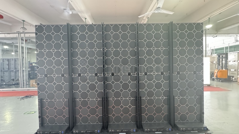 LC60F Seamless Splicing