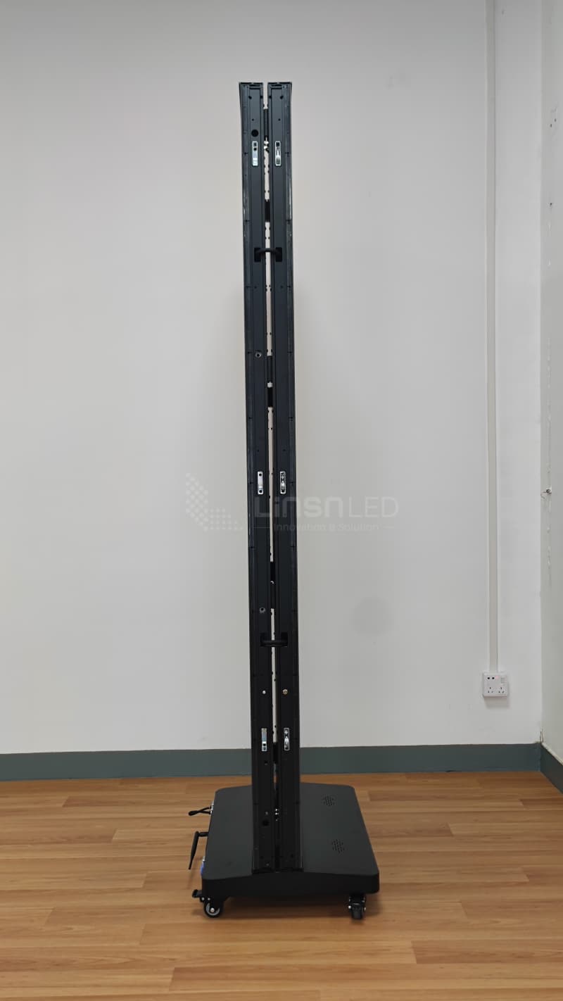 LC60TF Side View (Folded)